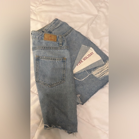 Skirt - Picture 2 of 4